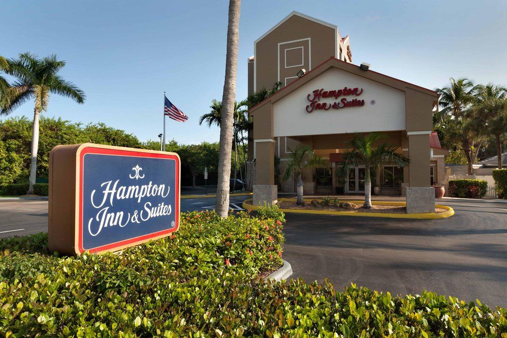 Hampton Inn & Suites Ft.Lauderdale Airport South Dania Beach Exterior photo